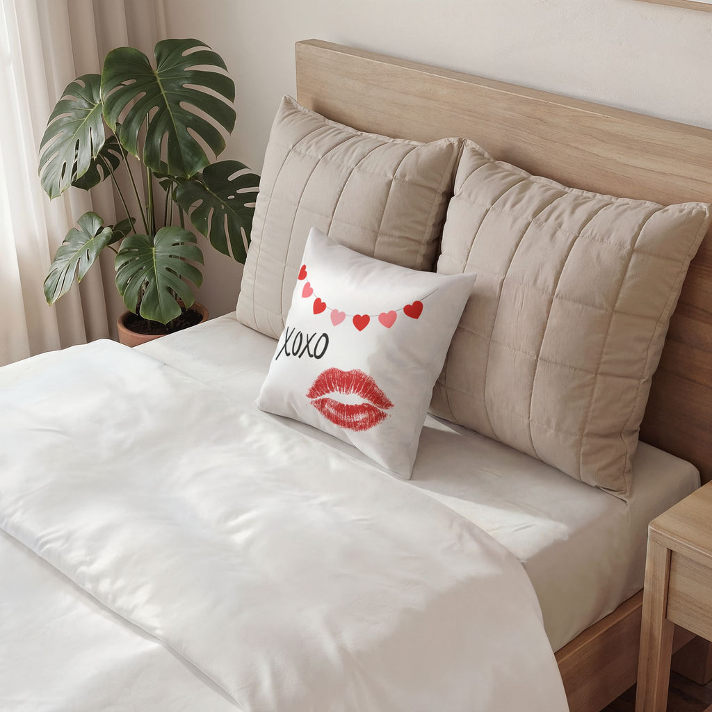 Valentine XOXO Kiss Velvet Pillow