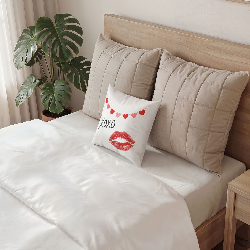 Valentine XOXO Kiss Velvet Pillow
